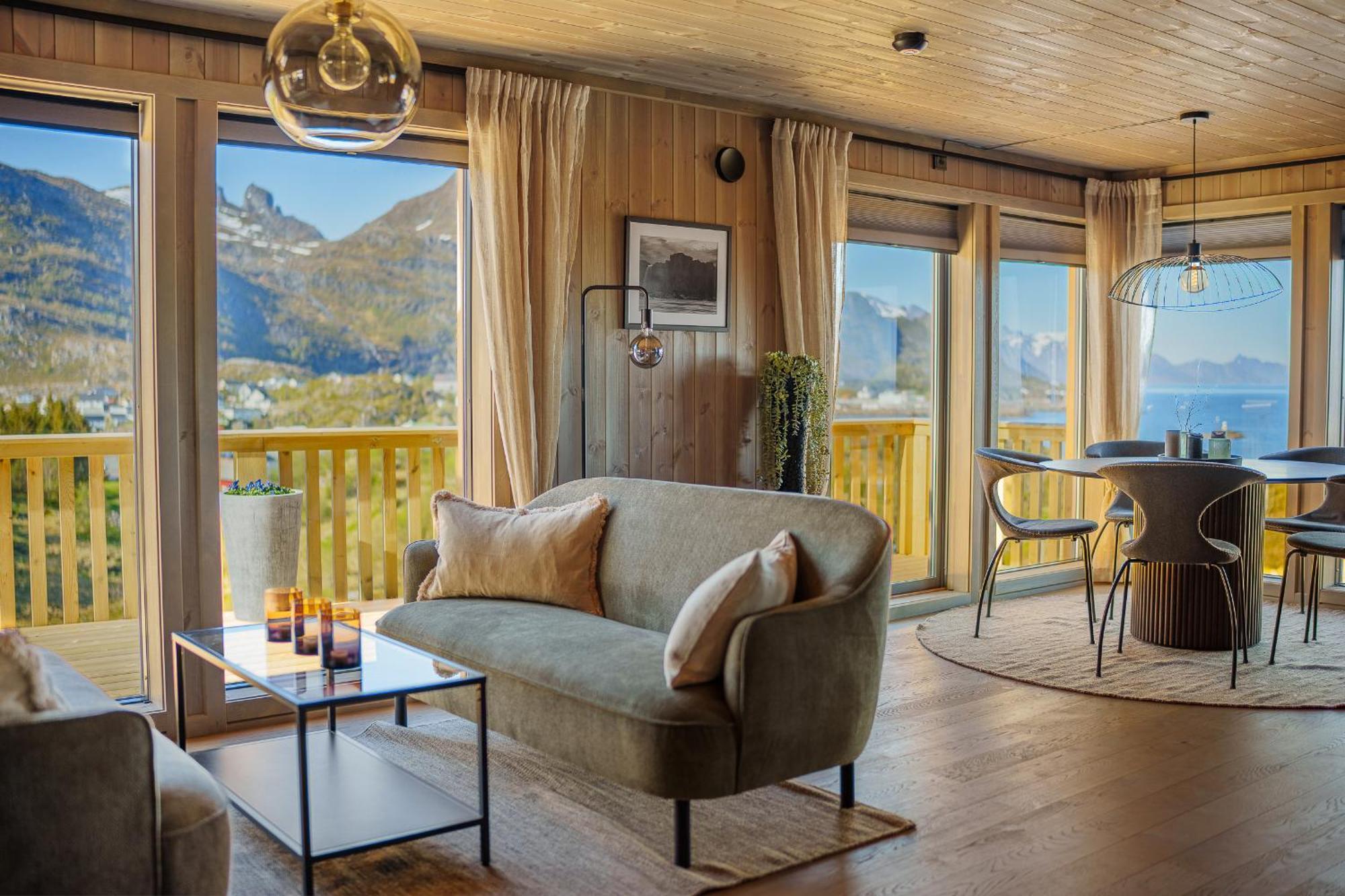 The Magic View Of Lofoten - Golden Horizon Chaleter Sørvågen