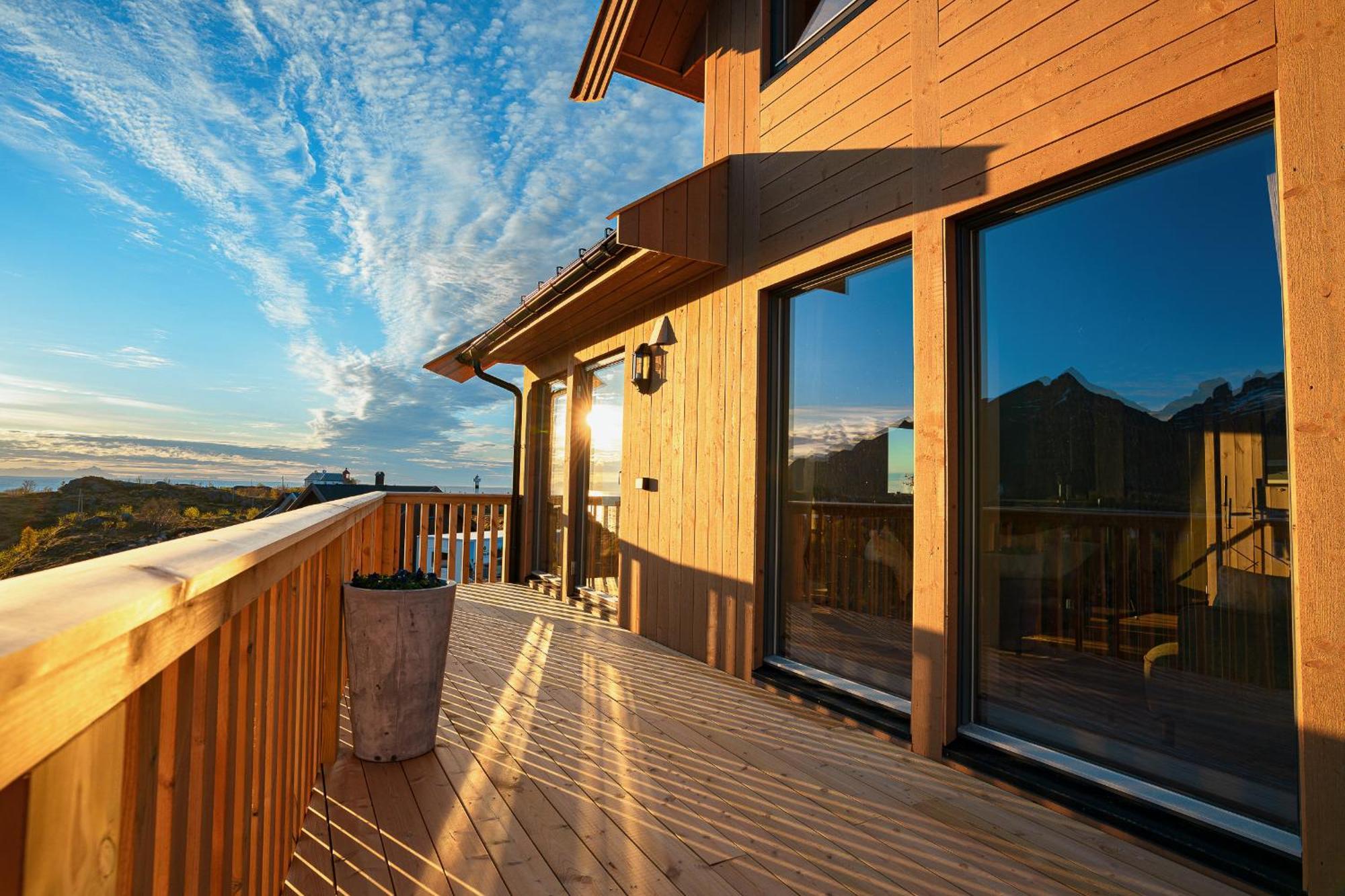 The Magic View Of Lofoten - Golden Horizon Sørvågen