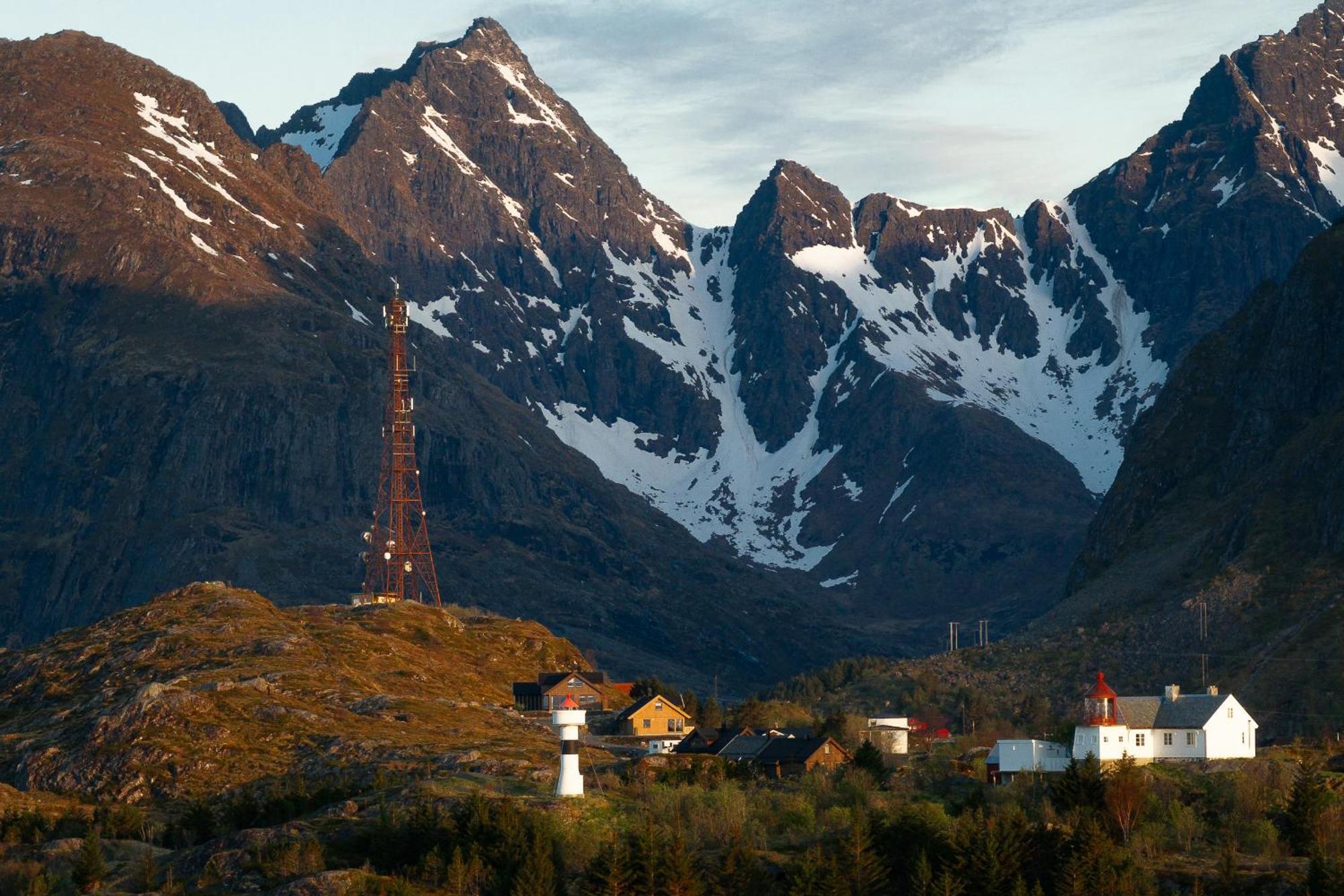The Magic View Of Lofoten - Golden Horizon Chaleter